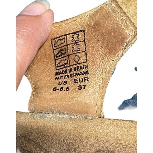 Taos Universe Camel Sandals Leather Z Strap Women's Size 37 US 6 - 6.5  Comfort - Picture 10 of 12